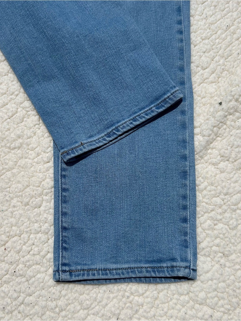 Levi's Women's 721 High Rise Skinny Jeans - Picture 3 of 10